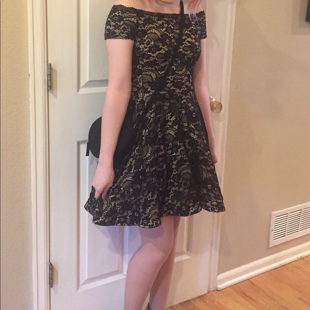 Fun black lace party dress!